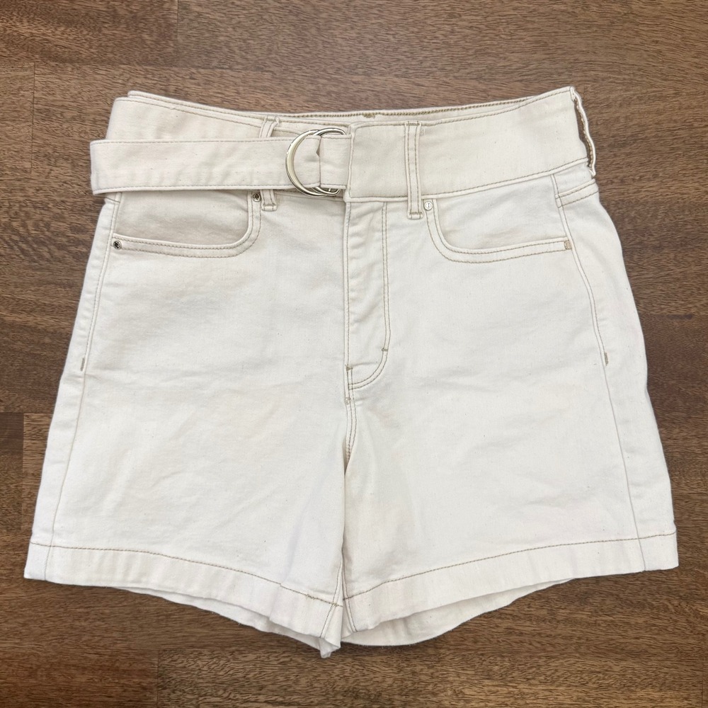 White House Black Market The 5 Inch Short Extra High Rise Belted Ecru Size 0